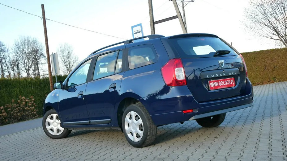 DACIA Logan -