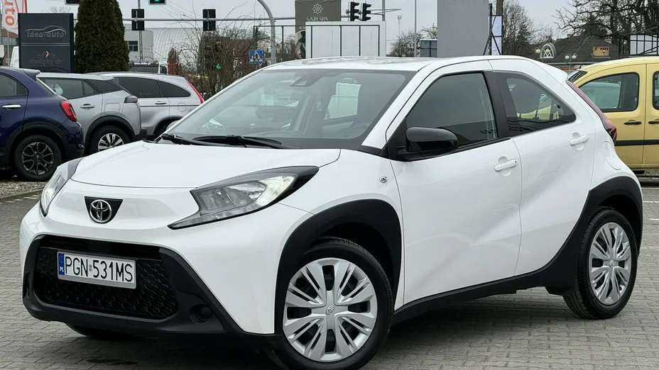 TOYOTA Aygo X -