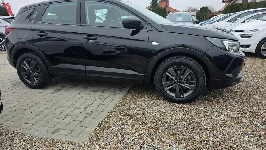OPEL Grandland X -