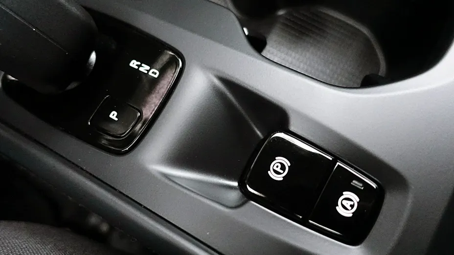 VOLVO XC40 -