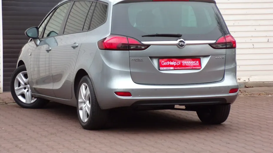 OPEL Zafira -