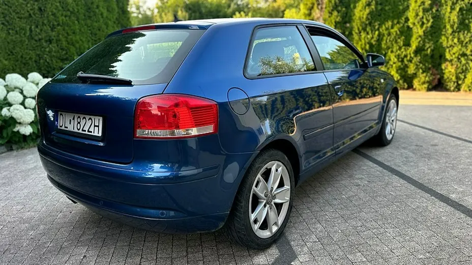 AUDI A3 -