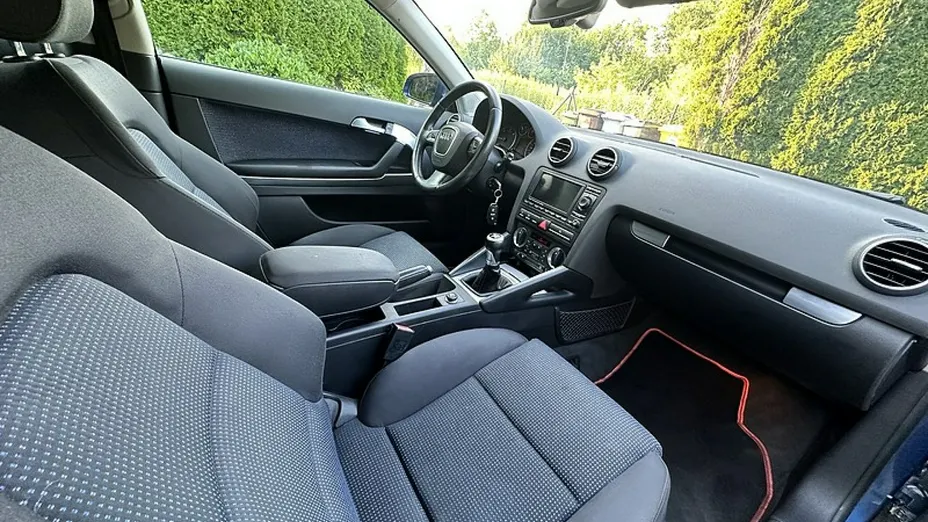AUDI A3 -