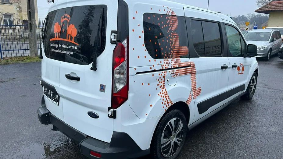 FORD Tourneo Connect -