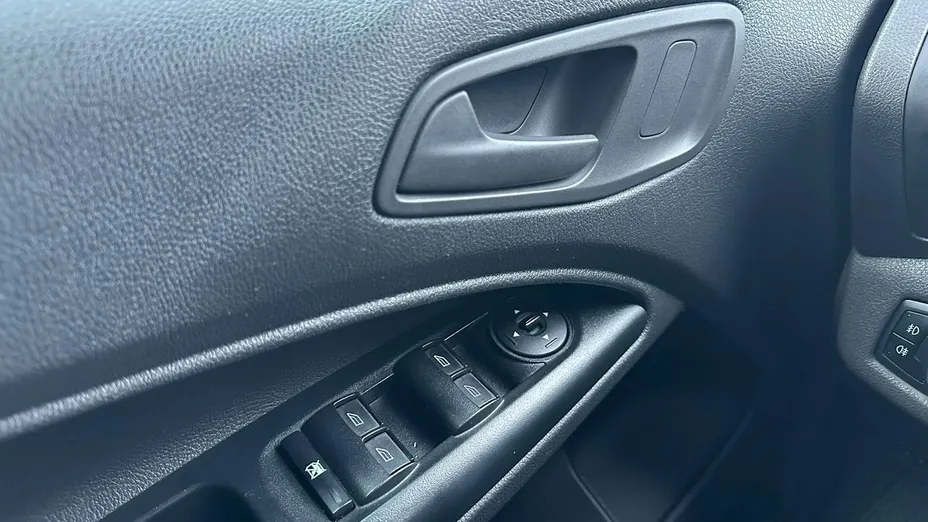 FORD Tourneo Connect -