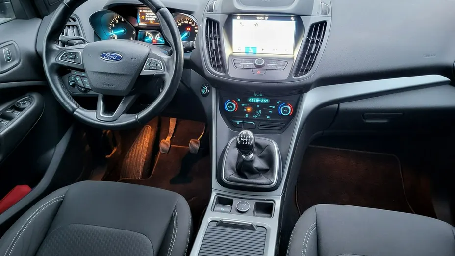 FORD Kuga -