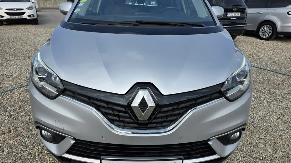 RENAULT Scenic -