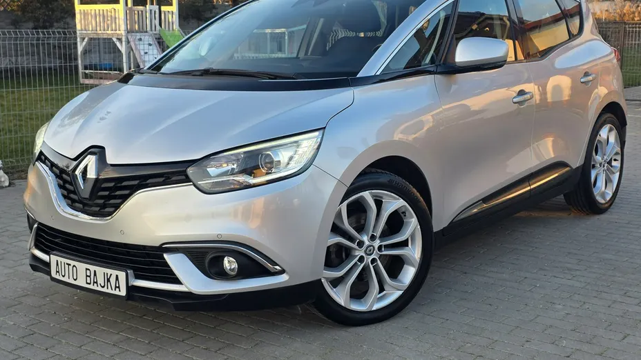 RENAULT Scenic -