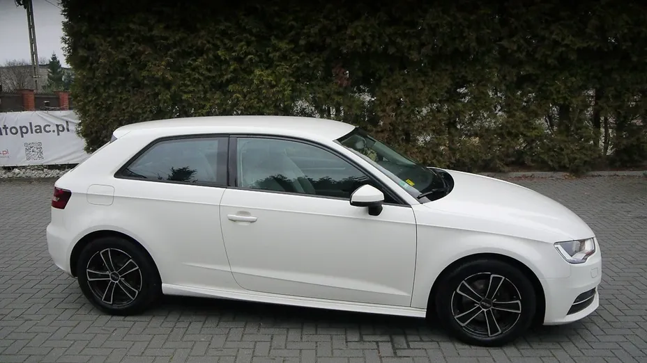 AUDI A3 -