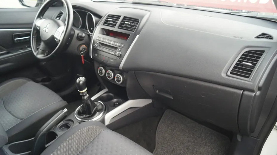 MITSUBISHI ASX -