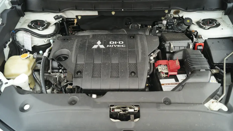 MITSUBISHI ASX -
