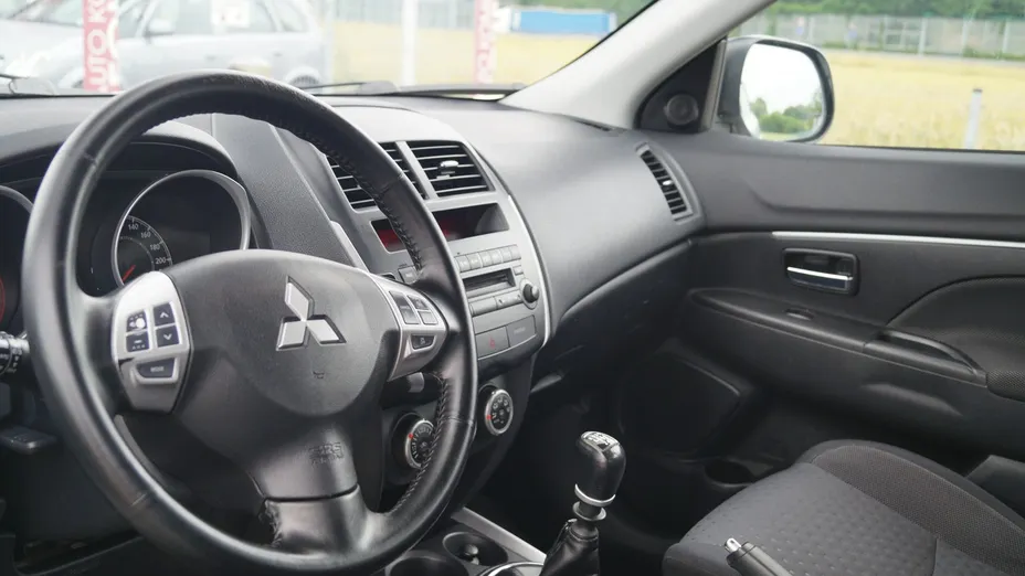 MITSUBISHI ASX -