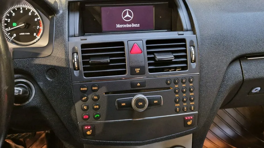 MERCEDES-BENZ C Klasa -