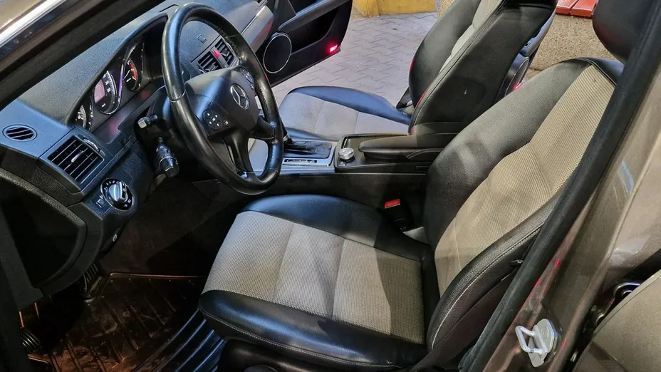 MERCEDES-BENZ C Klasa -