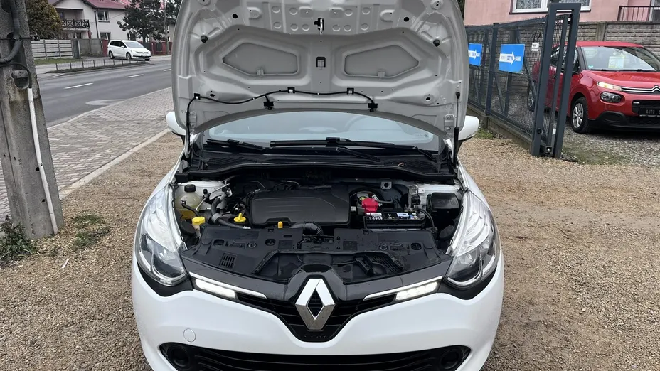 RENAULT Clio -