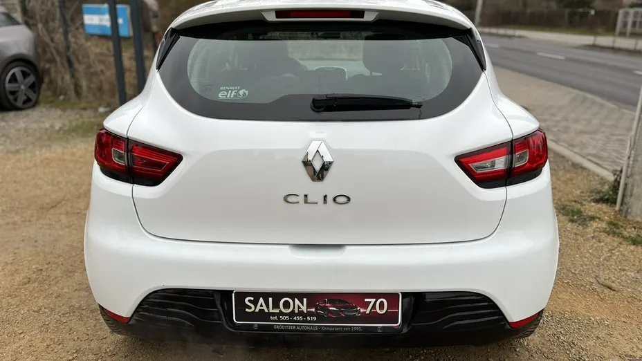 RENAULT Clio -