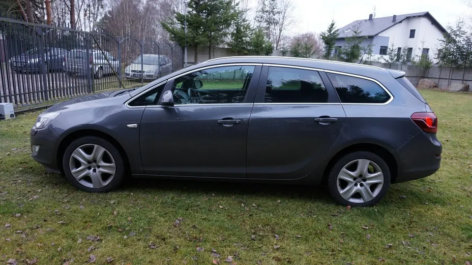 OPEL Astra -