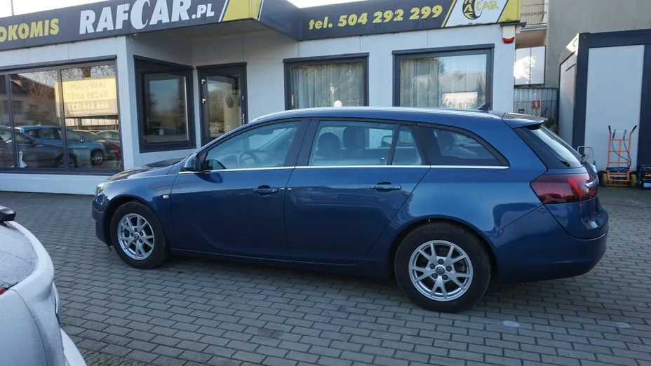OPEL Insignia -