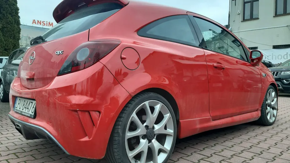OPEL Corsa -
