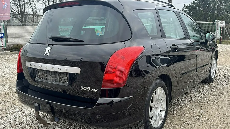PEUGEOT 308 -