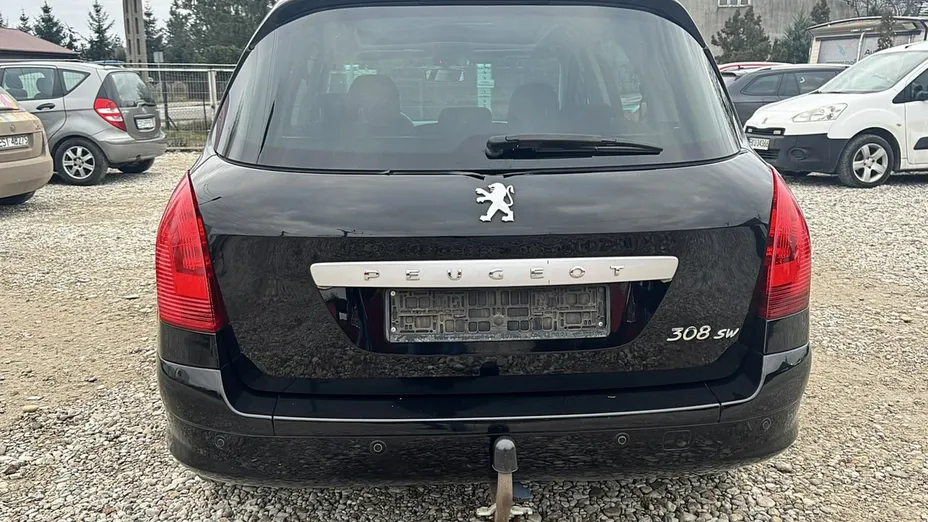 PEUGEOT 308 -