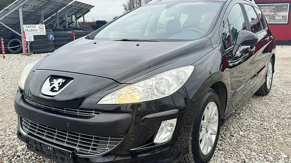 PEUGEOT 308 -
