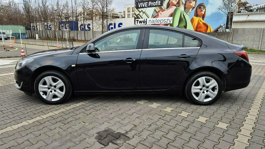 OPEL Insignia -