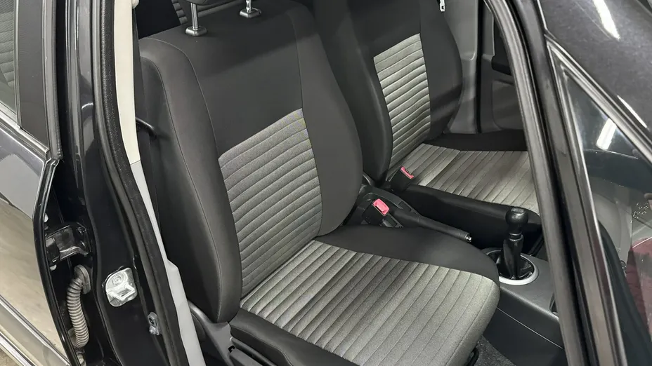 SUZUKI SX4 -