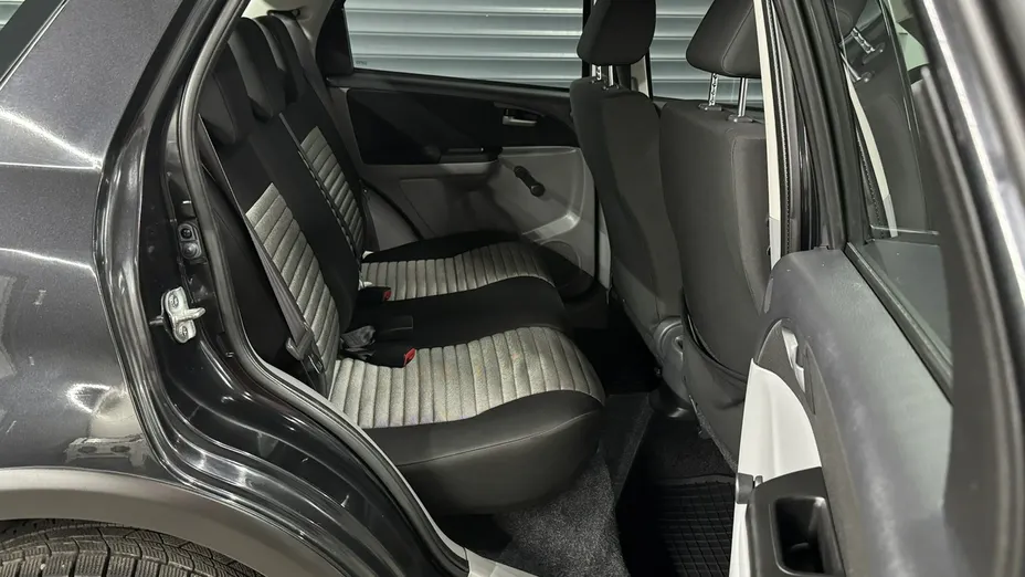 SUZUKI SX4 -