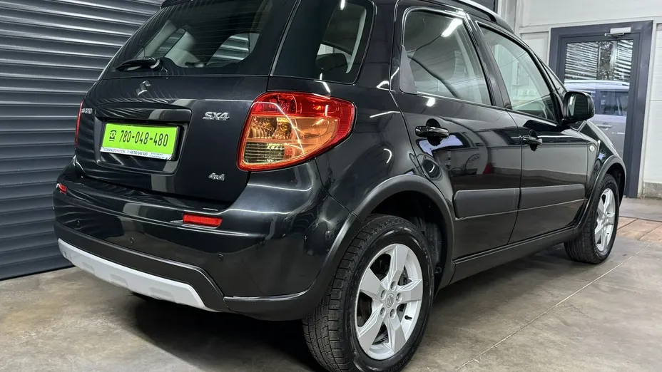 SUZUKI SX4 -