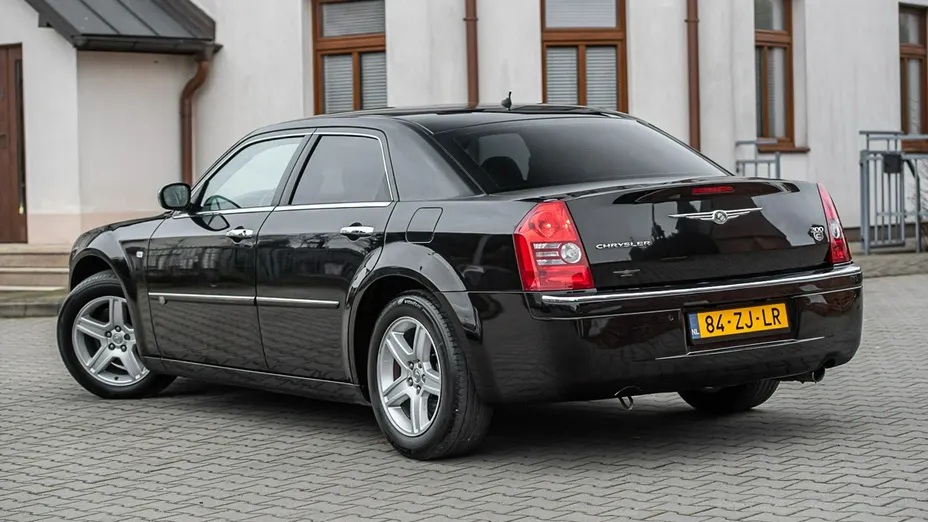 CHRYSLER 300 C -