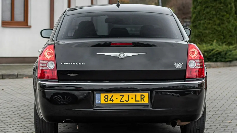 CHRYSLER 300 C -