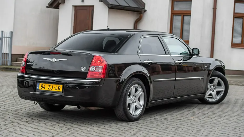 CHRYSLER 300 C -