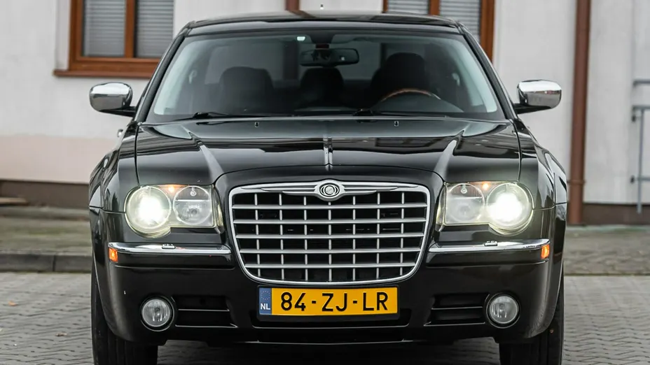 CHRYSLER 300 C -