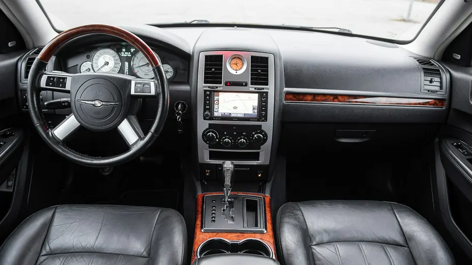 CHRYSLER 300 C -
