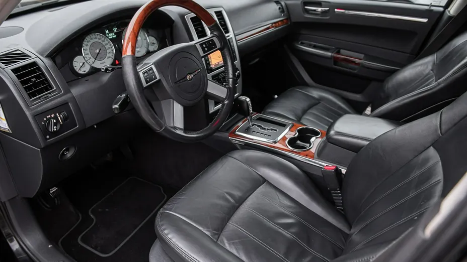 CHRYSLER 300 C -