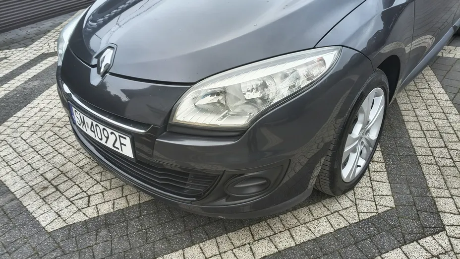 RENAULT Megane -