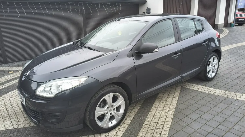 RENAULT Megane -