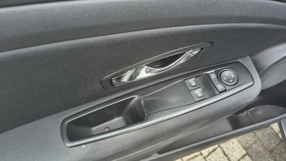 RENAULT Megane -