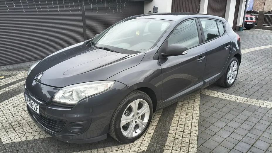 RENAULT Megane -