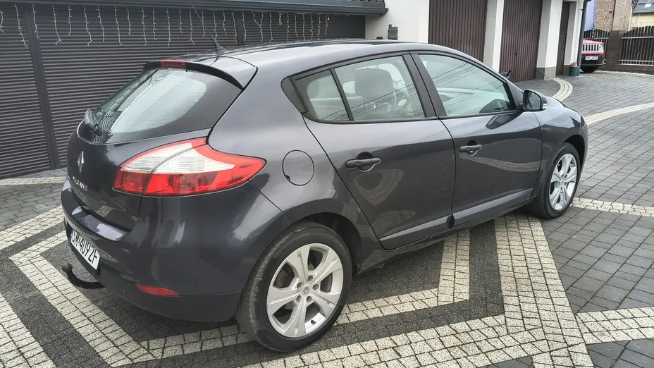 RENAULT Megane -