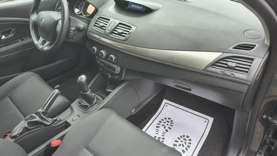 RENAULT Megane -