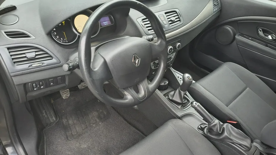 RENAULT Megane -