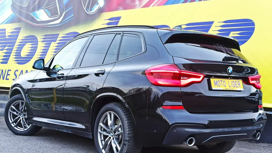 BMW X3 -
