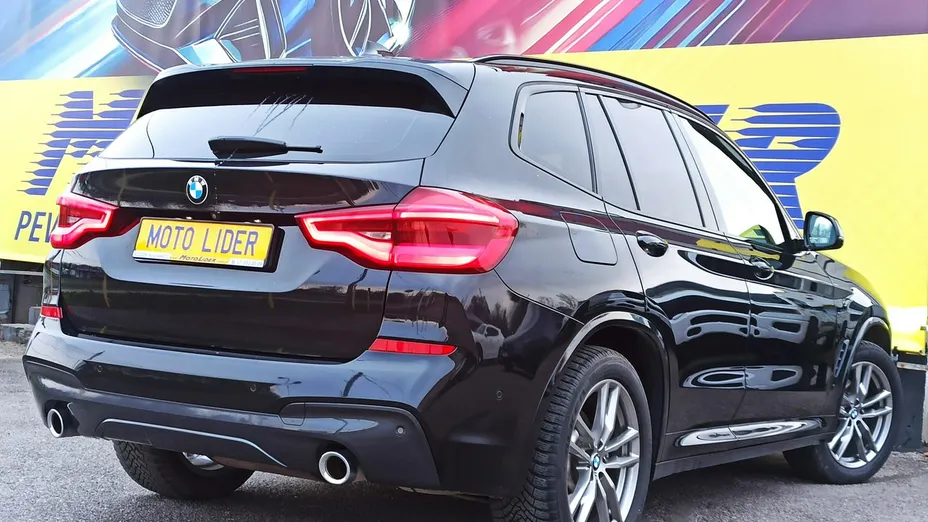 BMW X3 -