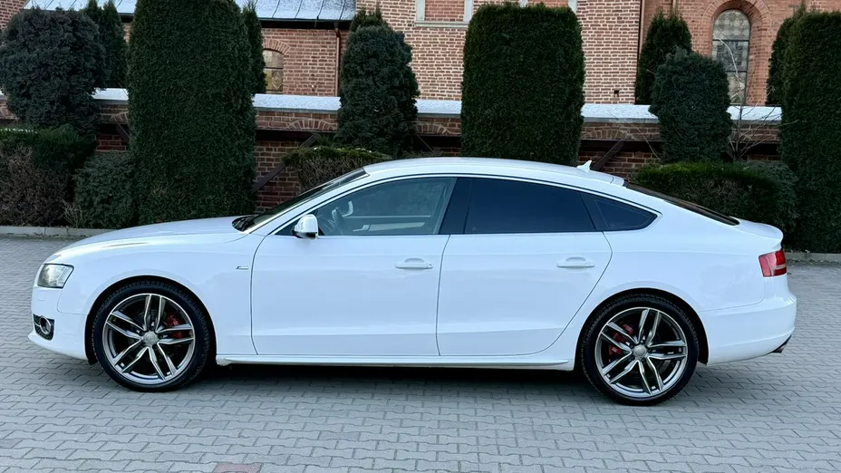 AUDI A5 -