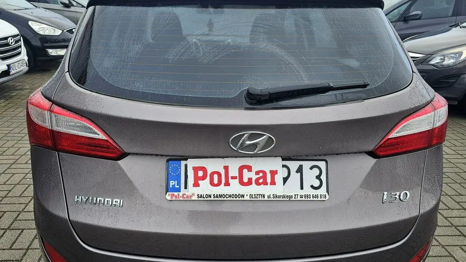 HYUNDAI i30 -