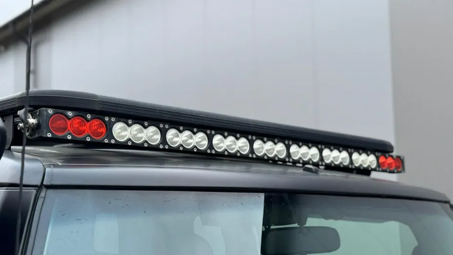 TOYOTA FJ Cruiser -