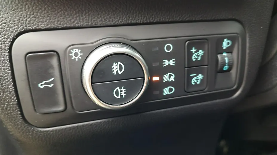 FORD Kuga -