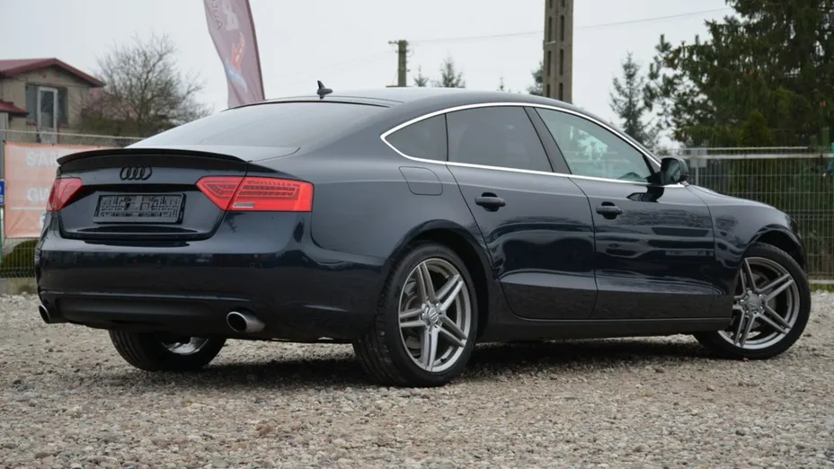 AUDI A5 -